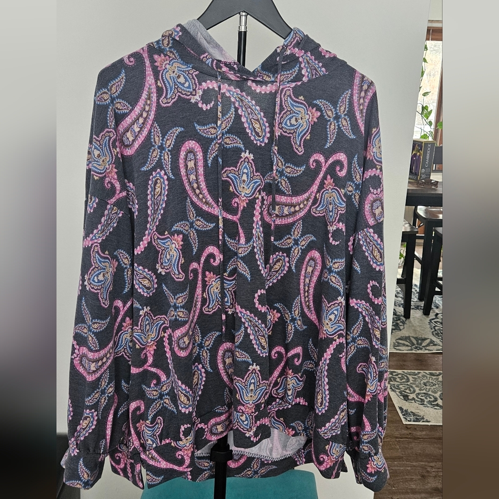 Paisley Patterned Hoodie - Pink and Gray
